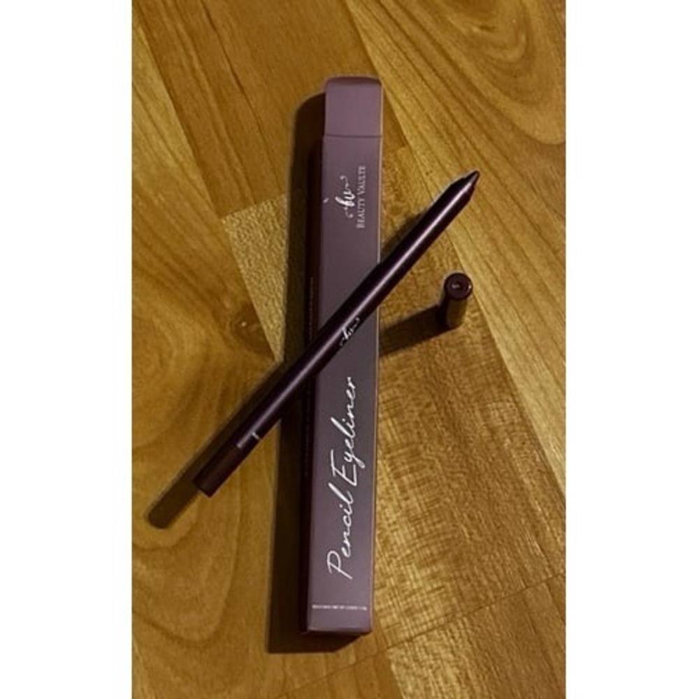Beauty‎ Vaulte Eyeliner pencil in Purple